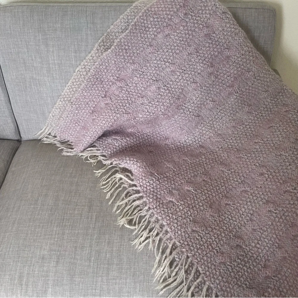 Cable knit blanket
